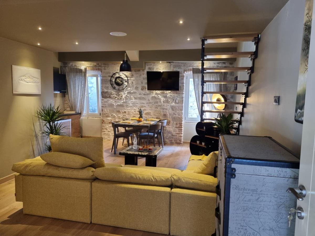 ˇdcˇ Modern Apartment Near The Church Rovinj Exterior foto